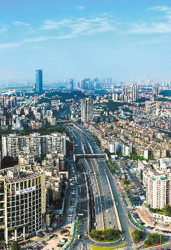 不仅见证了黄埔从小路到大道从无到有黄埔东路20多年来以"黄埔"命名