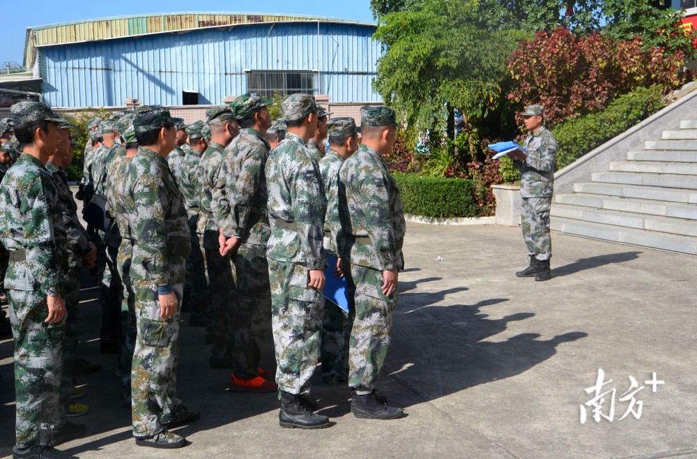 潮州军分区检查考核饶平县民兵组织整顿工作