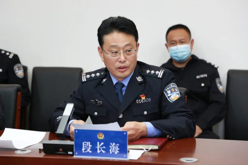 元氏县公安局举行警风警纪监督员聘任仪式_腾讯新闻