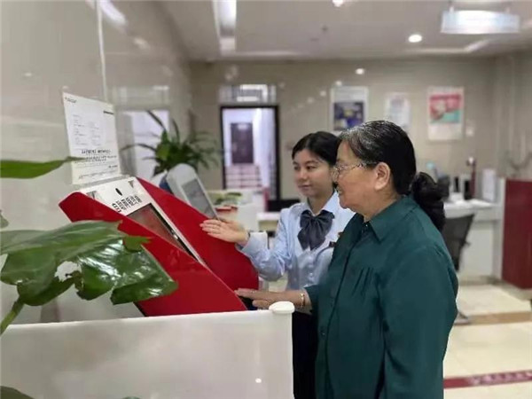 楚雄快递行业：服务升级与竞争共存的故事