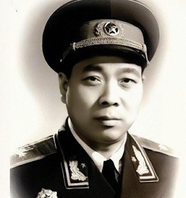 吴忠34岁成开国少将58岁冲锋中越前线凯旋后为何被审查8年