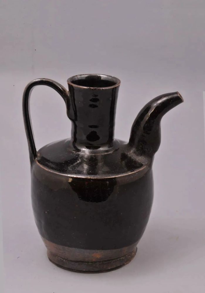 庆阳市博物馆精美文物鉴赏|宋代黑釉执壶_腾讯新闻