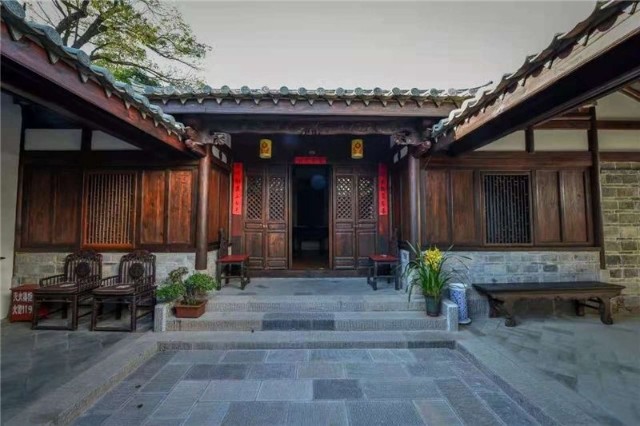 云宿在建水古城民宿的艺术美学里寻找人间烟火