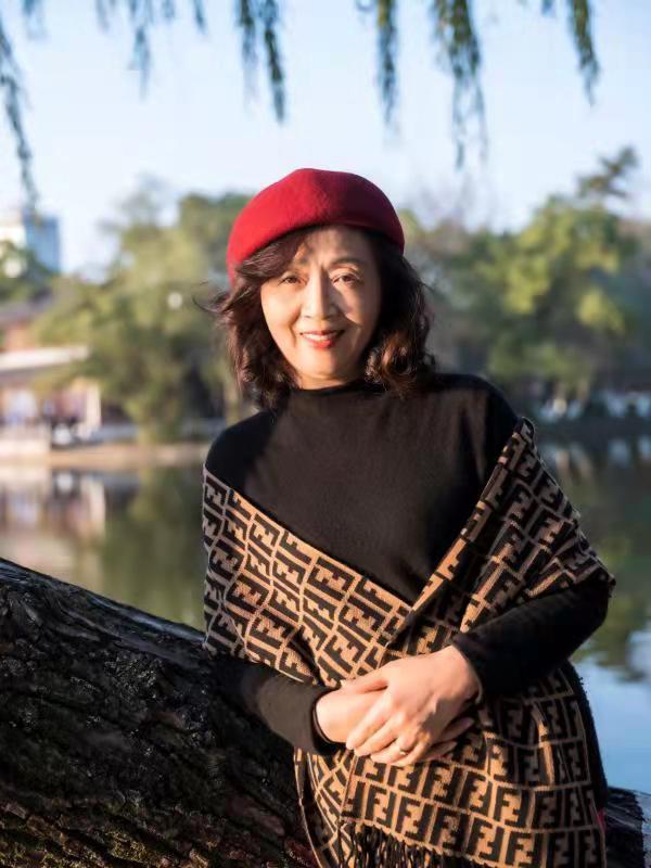 我的月湖记忆|徐菊芬:月湖是我的后花园,一辈子没离开过