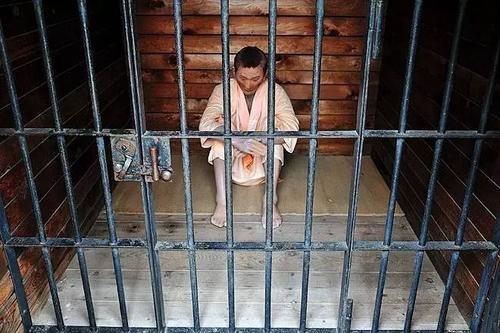 越狱传奇,日本越狱王者传奇的一生