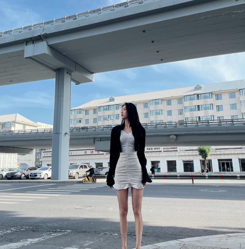 不输杨舒予17岁长腿美女小将卓识助内蒙古女篮颜值战绩双第一