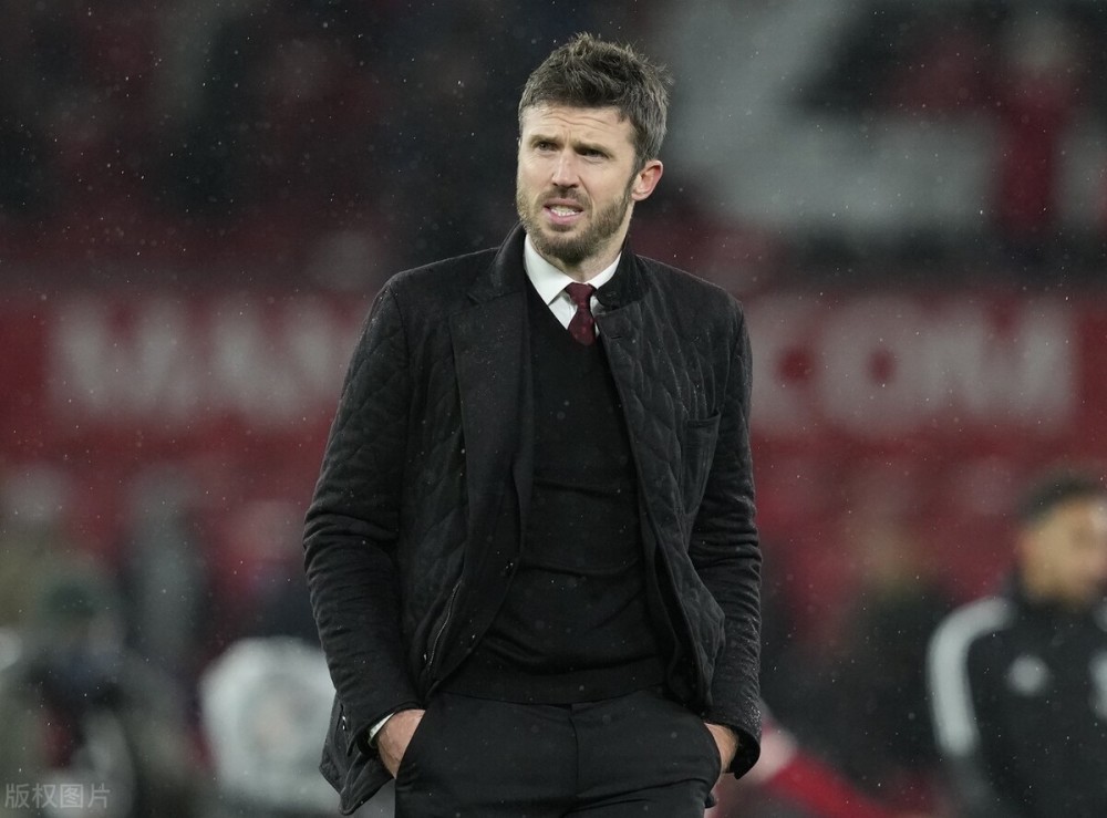 拉尔夫·兰尼克抵达后,迈克尔·卡里克离开曼联