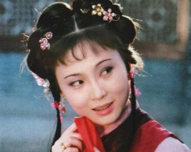 红楼梦丫鬟小红的人生幸福又励志未必她嫁给贾芸也只能做妾