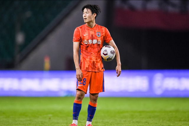 中超第1爆冷大败!回广州第1战,外援齐整却踢不过保级弱旅