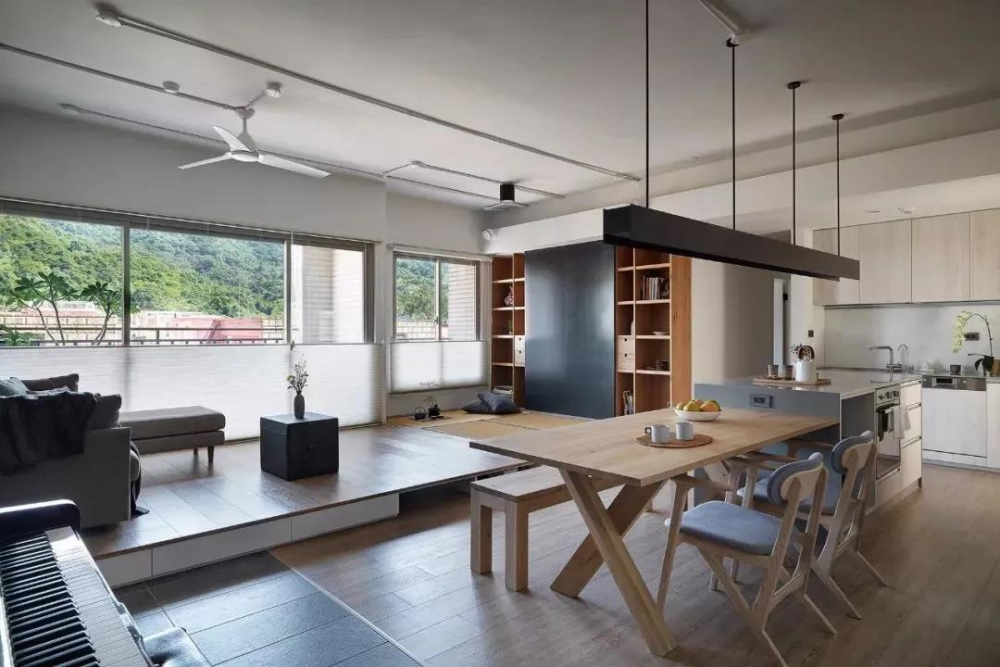 客厅不摆沙发,你会怎么装呢?_腾讯新闻