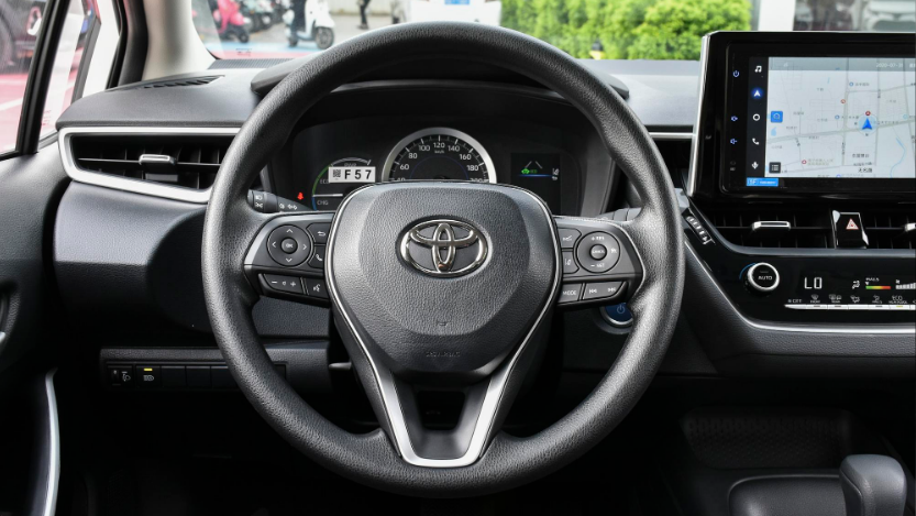 43万起,外观时尚经济省油,全面简析21款卡罗拉_腾讯新闻