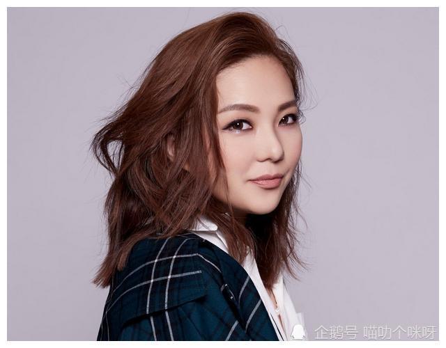 曾因妹妹涉毒而连累事业,歌手卫兰再提当年一事,直认有埋怨对方_腾讯