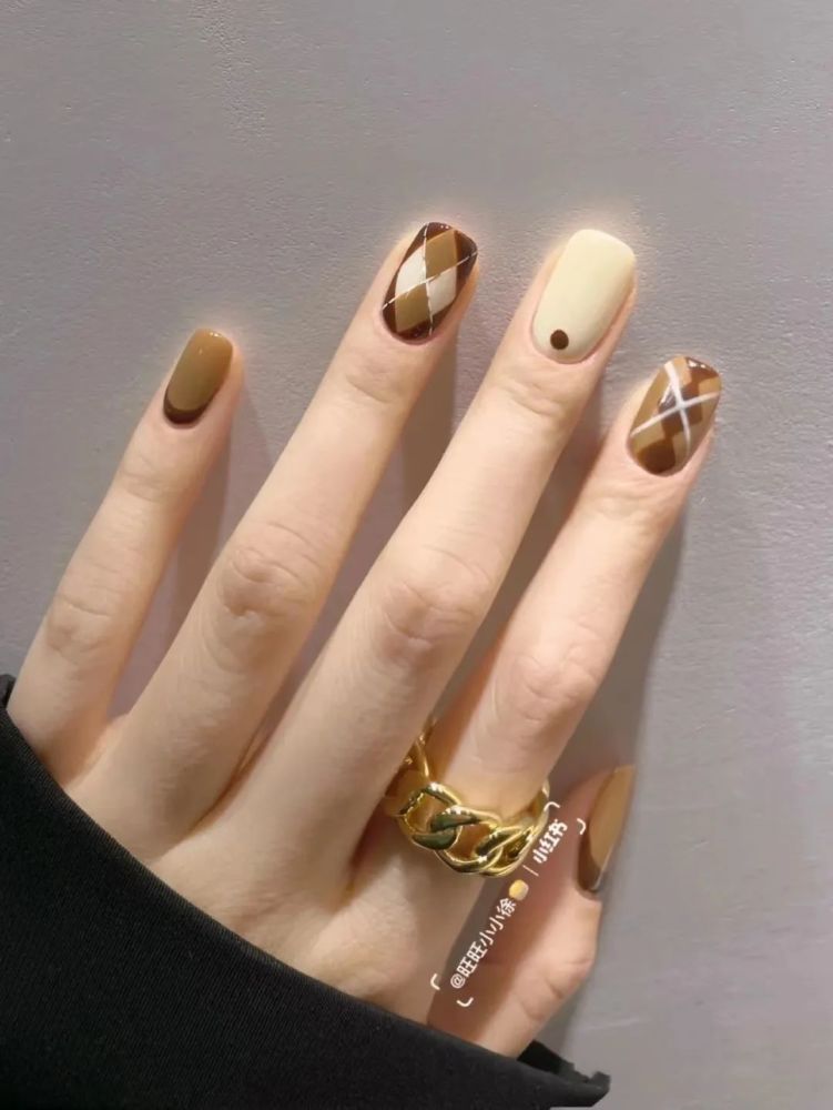 100款冬日美甲,时髦显白,拿图去做!插图70