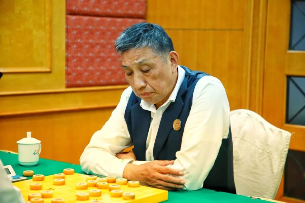 老当益壮柳大华获得第十届碧桂园杯象棋冠军邀请赛正赛资格