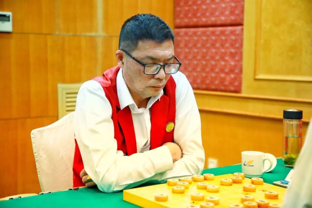 老当益壮柳大华获得第十届碧桂园杯象棋冠军邀请赛正赛资格