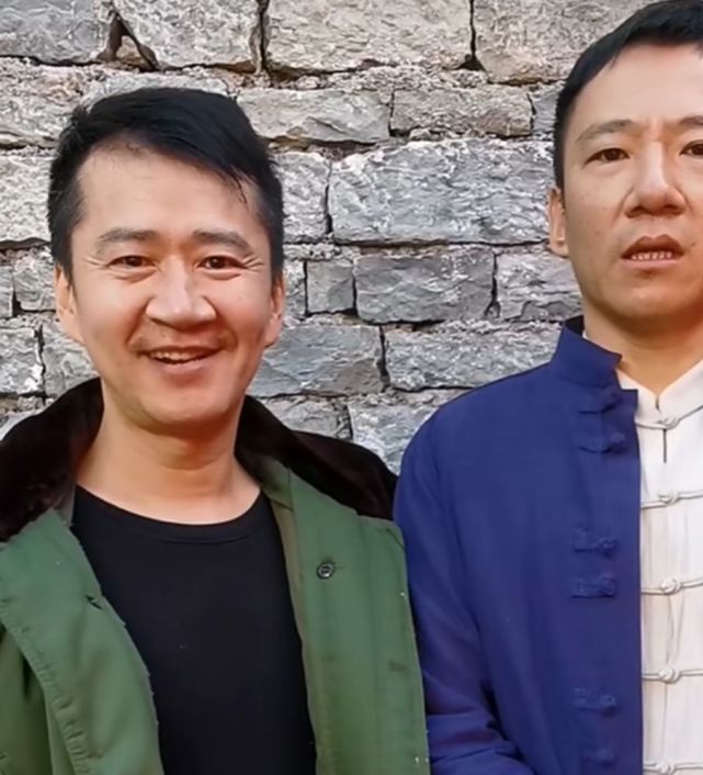 李嘉明40岁仍单身,曾给患癌父亲治病花光积蓄