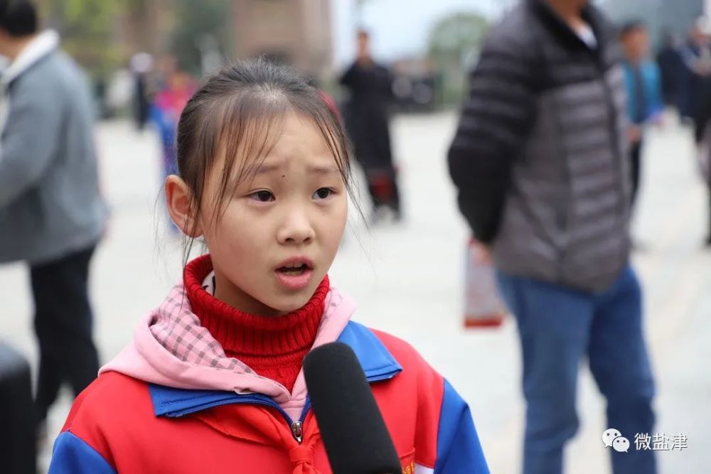 水田第二小学学生 林思然宪法和我们每个人的生活密切相关,以后我们要