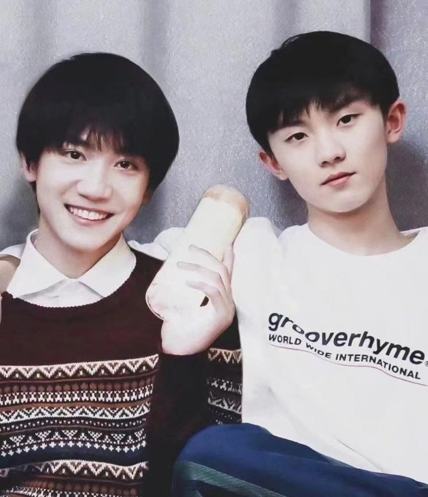 那年夏天,祺泽和冰粉凉糕;而现在,冰粉凉糕却变成了果冻雪糕.