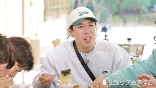 rm梁世灿的综艺父母是谁刘在石自称综艺爷爷甚至帮他换尿布