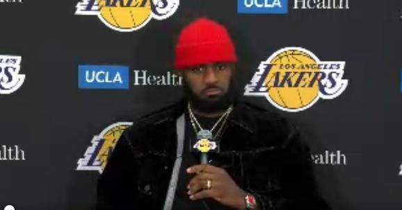勒布朗·詹姆斯 詹姆斯表达对NBA的新冠测试过程及检查监管能力感到“沮丧”
