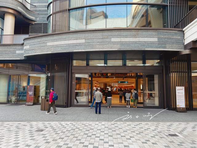 上海也开了太古里虽然被吐槽偏远没特色但依然人气爆棚