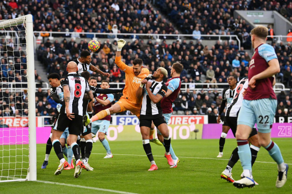 英超 1-0！终于赢了！英超土豪1战打破2项纪录，3大巨星有望加盟，保级稳了