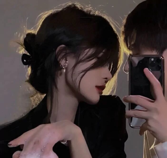 真人情头书里说每个女孩都是公主无论在破阁楼里还是城堡里