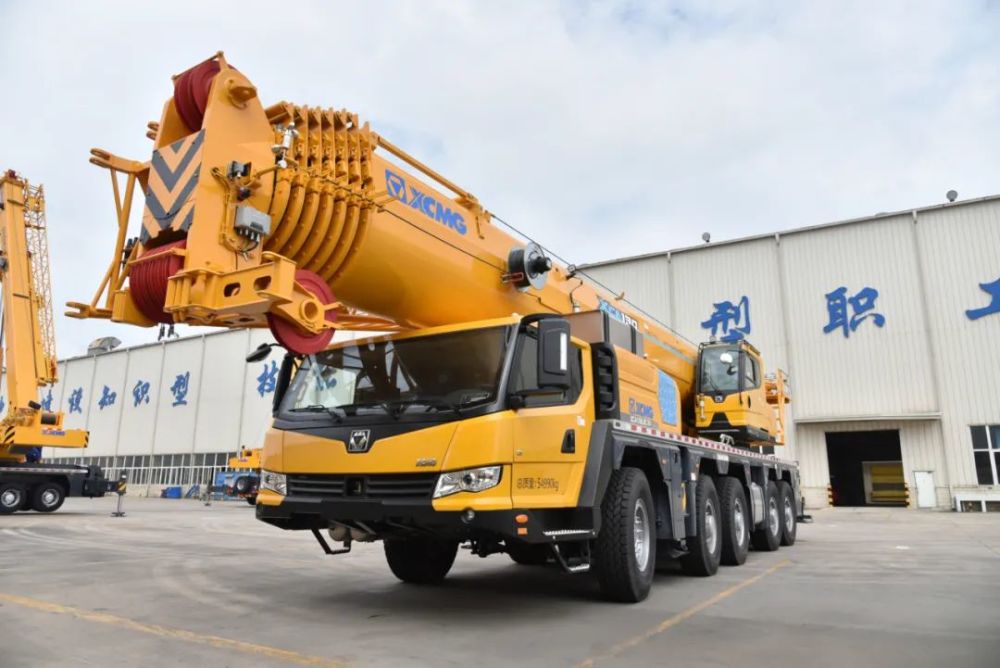 徐工xca130l8c吊车八节85m主臂又一神作真正解决老板的经营痛点而生