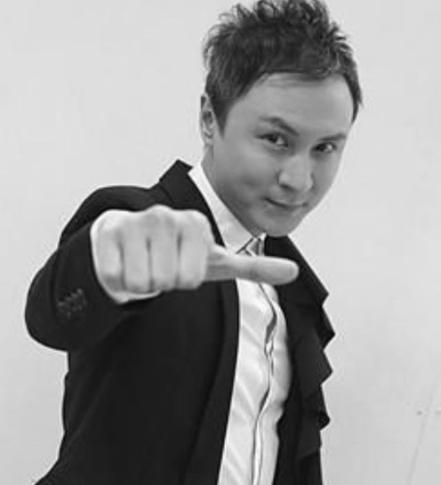 主持人朱桢太重感情私下照顾兄弟乔任梁父母咽炎发作还帮直播