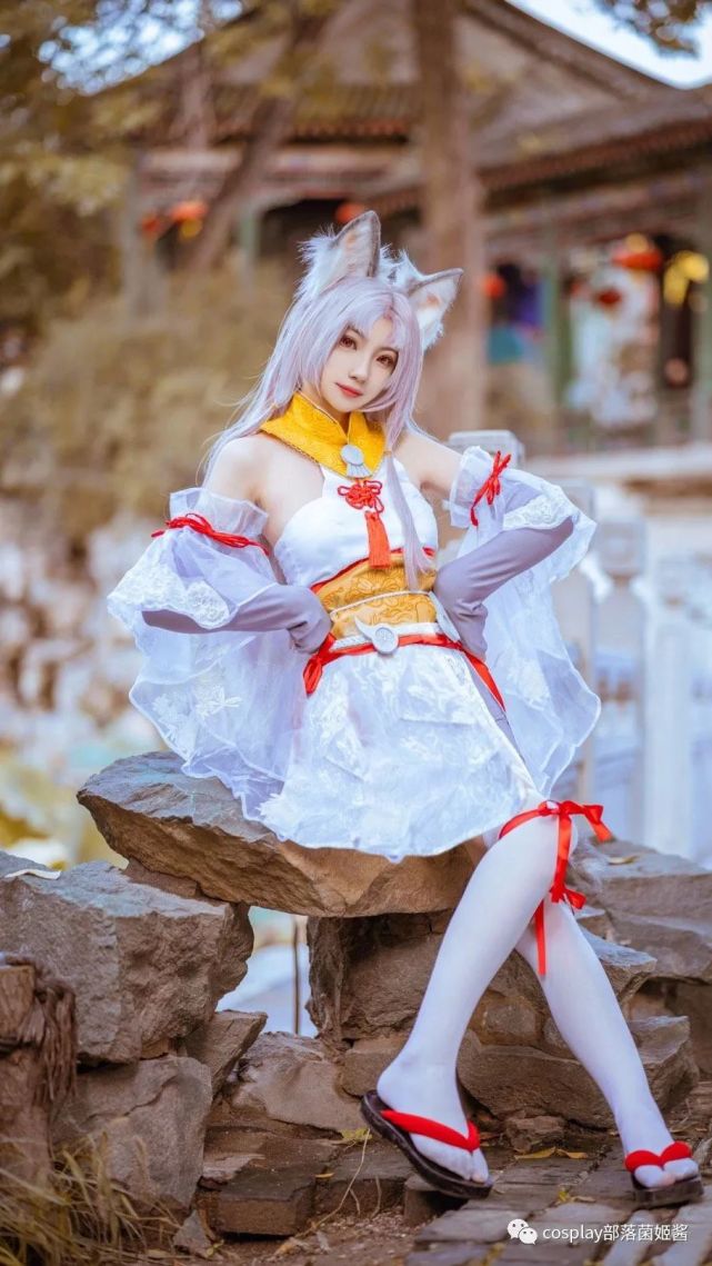cos:永劫无间白胡桃,天才阴阳师驾临凉亭