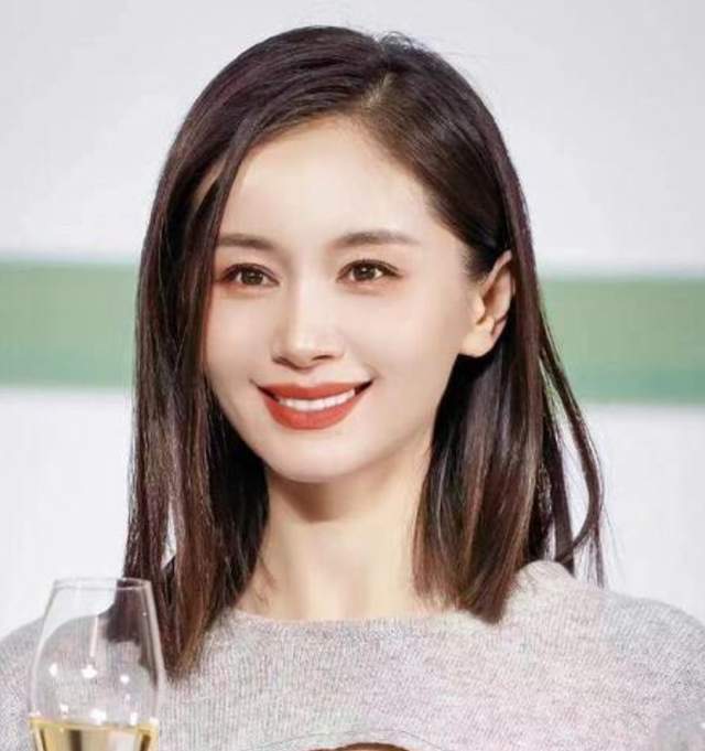 女明星的苹果肌是玄学王子文奚梦瑶变贵气杨紫舒畅太显老