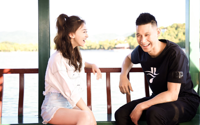 cba林书豪33岁不结婚 绯闻女友小巧玲珑 择偶标准公布