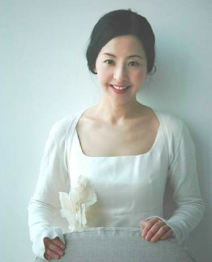 韩国冻龄女神徐贞姬状态超好不像62岁的人青春有活力
