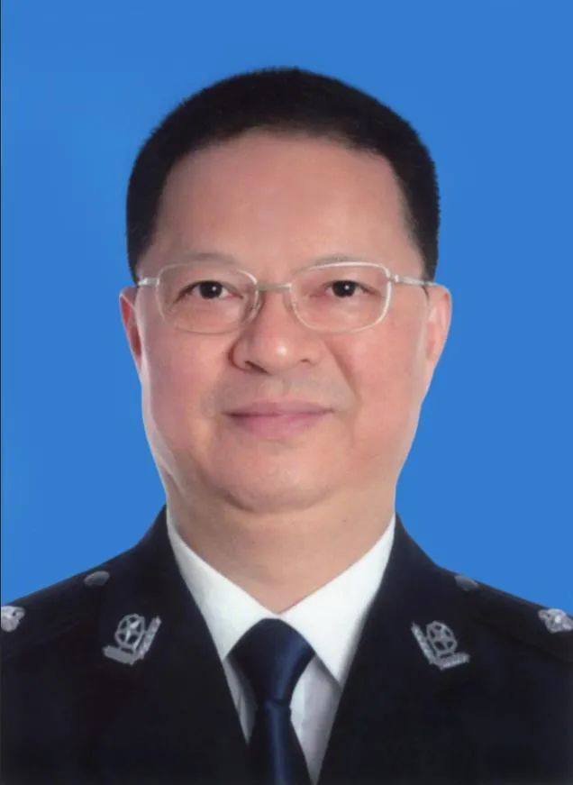 福州市人民政府原副市长,福州市公安局原局长倾  听 | 见  证 | 前