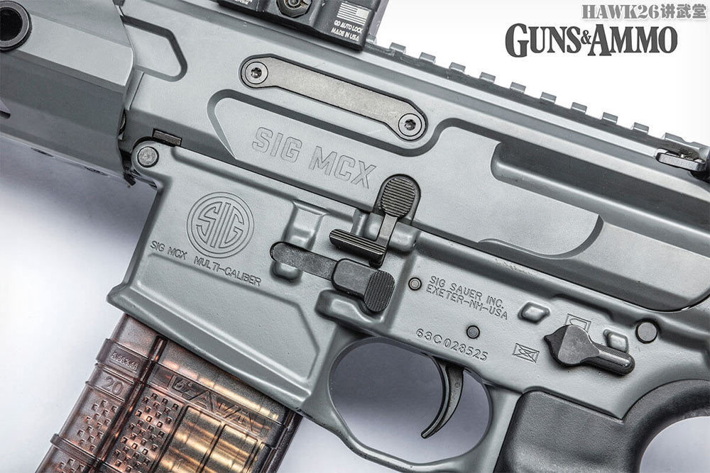 除了扳机,mcx的控制部分还包括保险,弹匣卡榫和空仓挂机解脱杆,控制