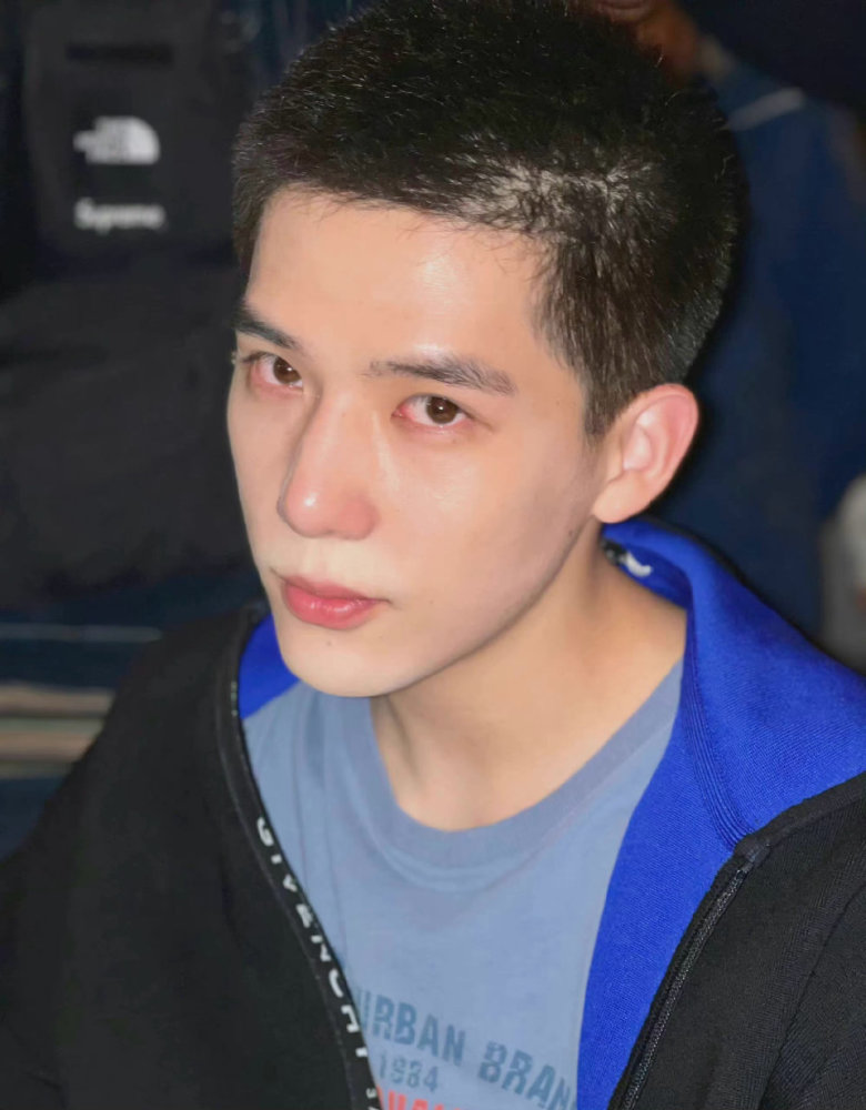 "优秀体育生邵北笙"_腾讯新闻