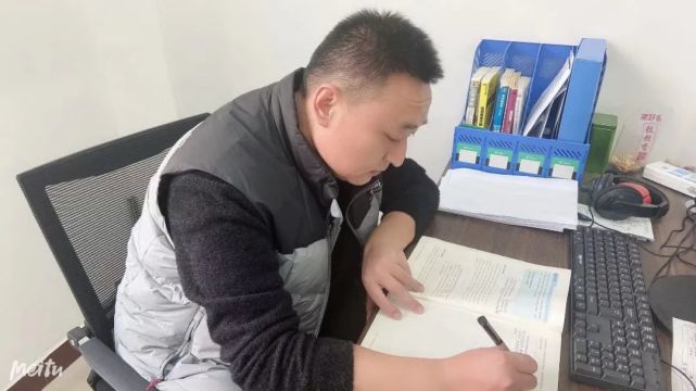 不忘初心,潜心育人——高中部优秀学科教师明哲