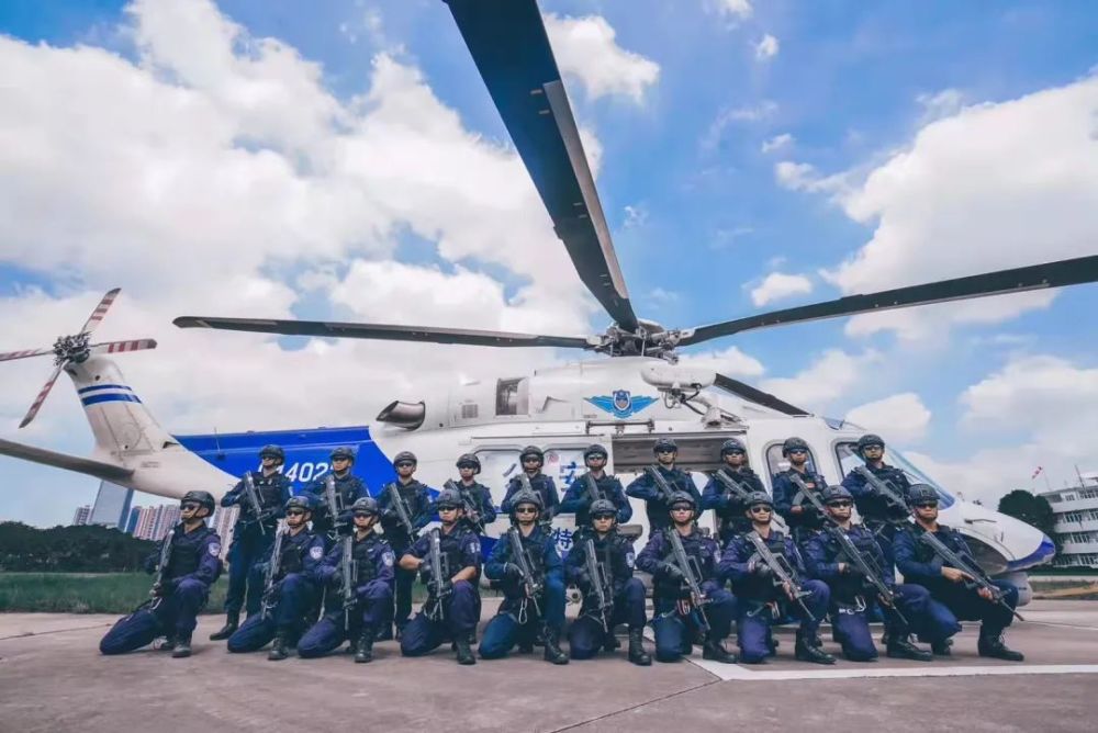 来看本周"火出圈"的深圳人:俩校长,一"同学"