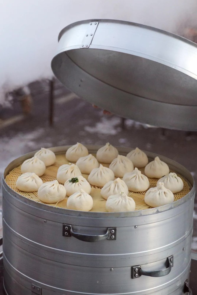 乖巧可爱的大包子,上笼开蒸喽.