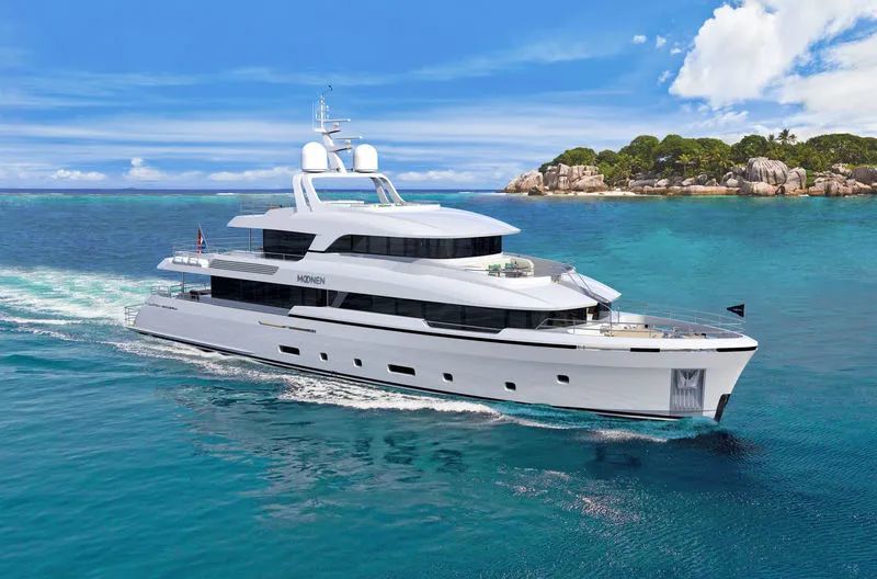 土耳其moonenyachts第三艘36米超级游艇botti号下水