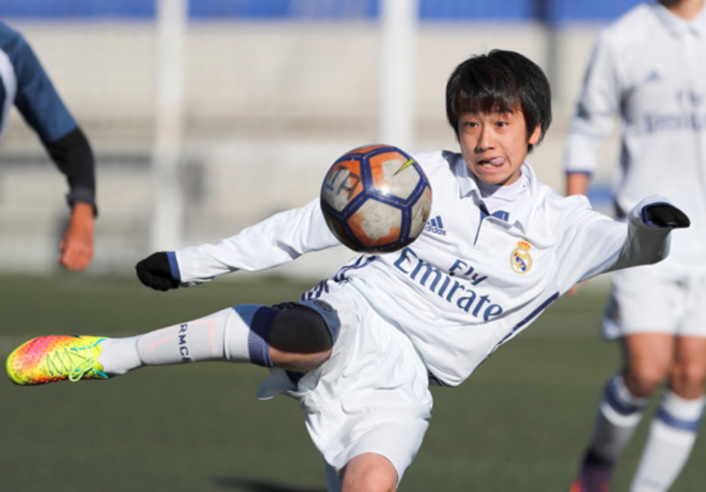 2014年,中井卓大正式加盟皇马青训学院拉法布里卡,并在过去一段时间里