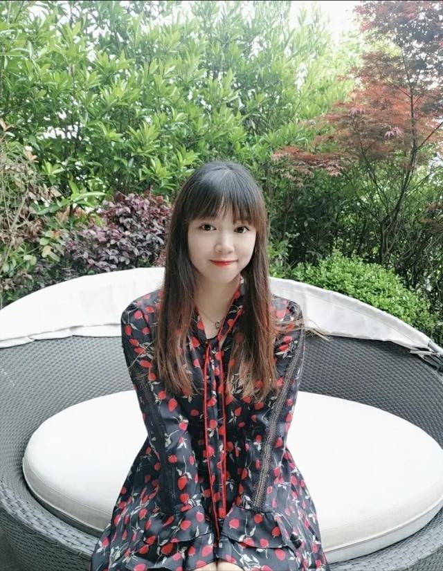2021中国象棋十大美女美貌与智慧并重妩媚与才华齐飞下