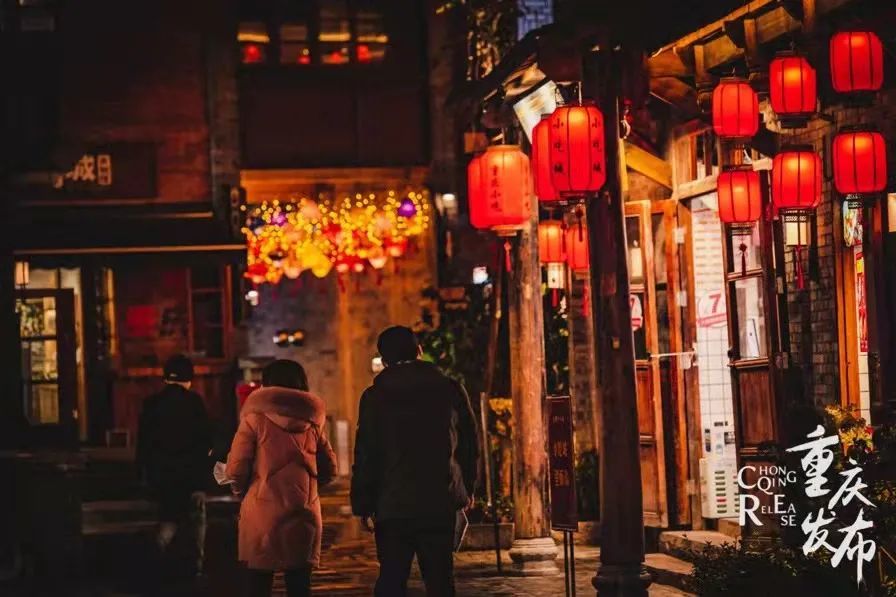 这条天上的街市很美很火