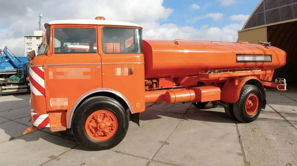 五十年代的利亚兹706RT平头卡车黄河JN150的原型车_腾讯新闻