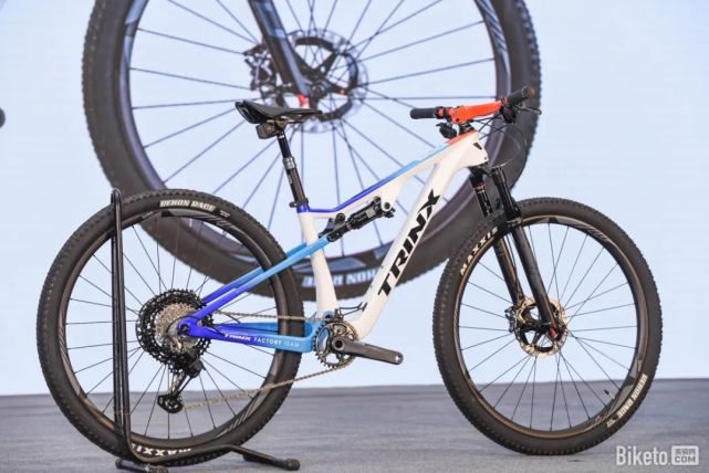 trinx千里达参加2021中国自行车产业大会暨流行趋势发布会,发布最新