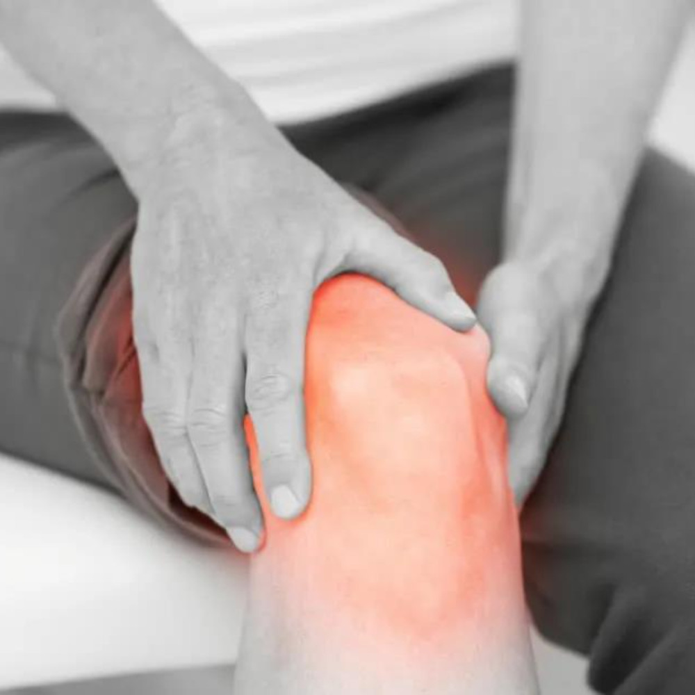 运动扭伤了膝关节,膝盖疼痛肿胀,当心前交叉韧带损伤