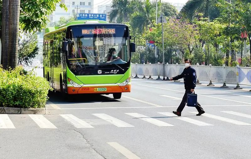 公交智慧便捷出行綠色文明南寧市國家公交都市建設示範工程成效初顯