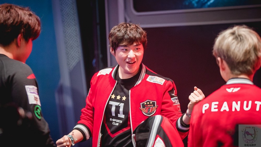 lol世界第一adc正式宣布退役!职业末期走弯路太可惜_腾讯新闻