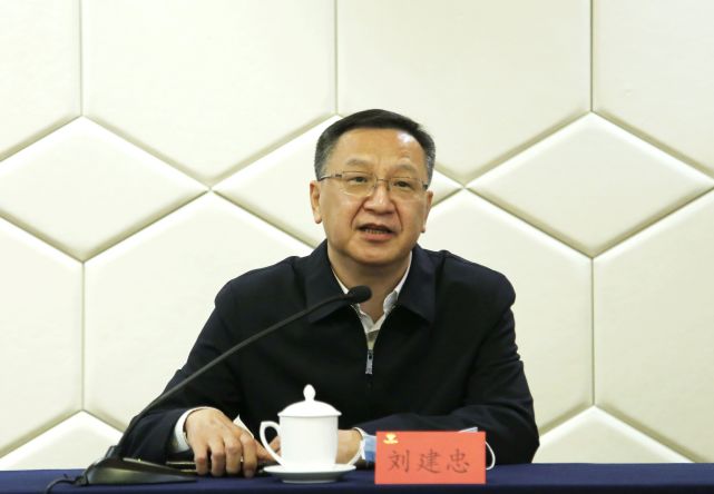 福建省中医药学会传承研究分会首次换届两本中医学术专著亮相