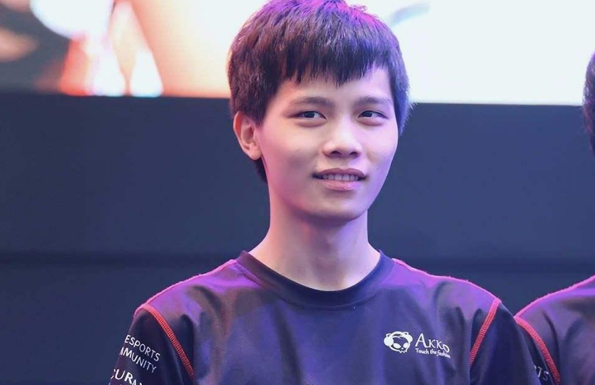 赵志铭尽力了!德杯预选赛,bdd不敌xbw,网友:霸哥不哭